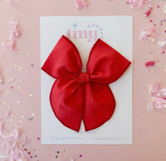 red // clip bow